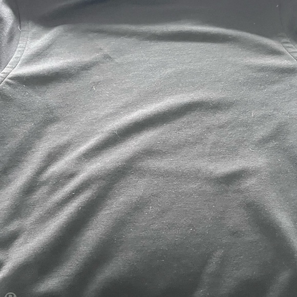 Lululemon black hoodie great condition size 4 like new - Picture 5 of 5